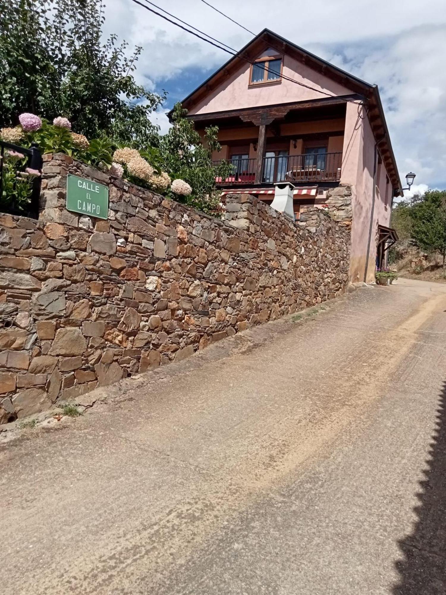 Cozy House In Tedejo, 130 Sqm, Peaceful Natural Surroundings Villa Tejedo Exterior photo